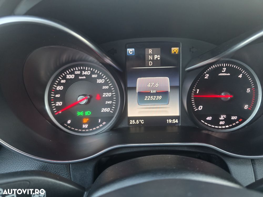 Mercedes-Benz C 220 (BlueTEC) d BlueEFFICIENCY Edition 7G-TRONIC Avantgarde - 25