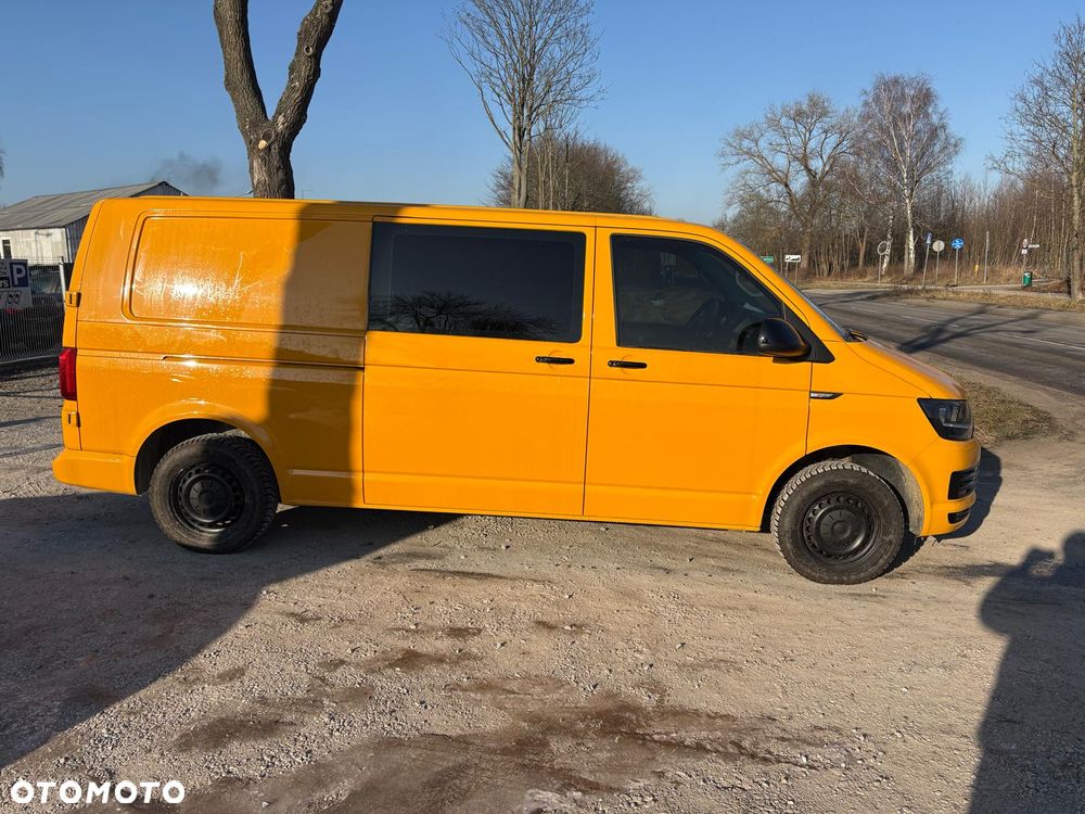 Volkswagen Transporter - 4