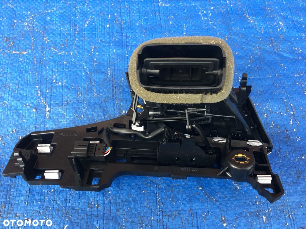 Audi Q7 SQ7 4M /  4M8820901  / Kratka Nawiewu Lewa / ORYGINAŁ - 2