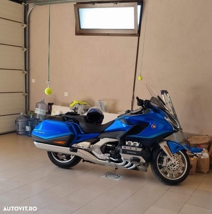 Honda Gold Wing Tour - 2