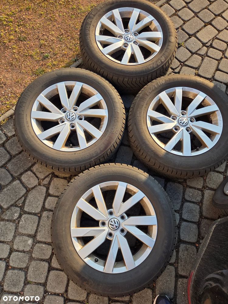 Volkswagen Passat 2.0 TDI BMT Comfortline - 16