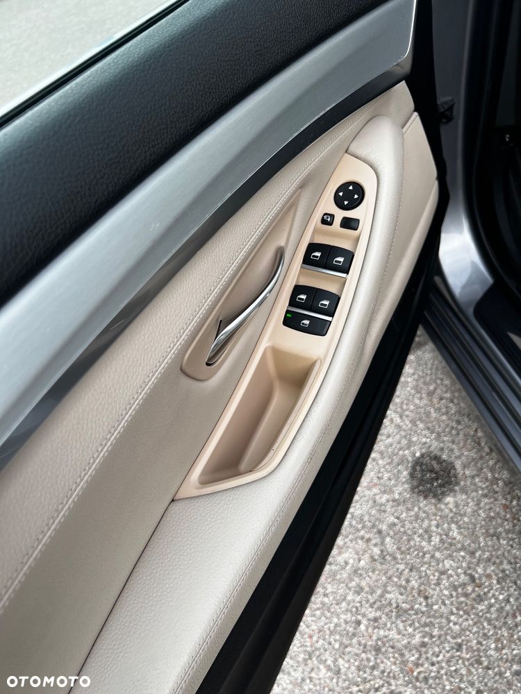 BMW Seria 5 530d - 15