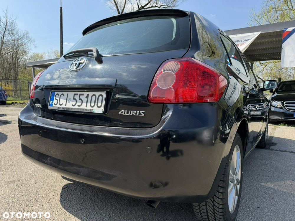 Toyota Auris - 12