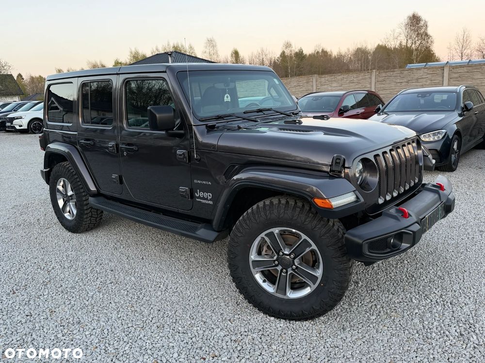 Jeep Wrangler 3.6 Unlim Sahara - 19