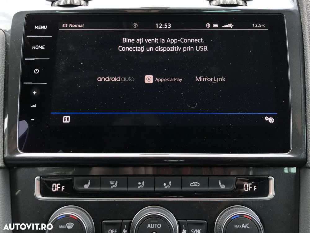 Volkswagen e-Golf - 28