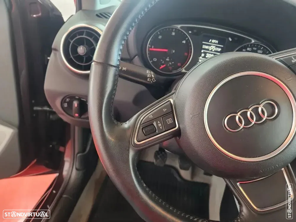 Audi A1 1.6 TDI Attraction - 13
