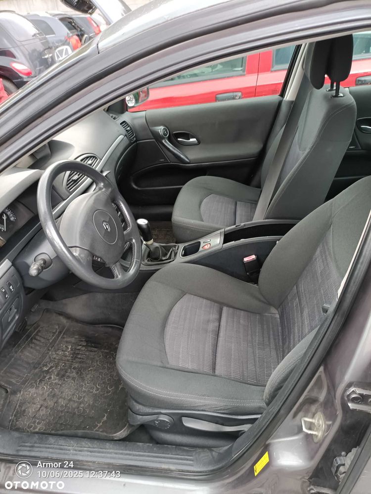 Renault Laguna 2 lift 1.6 benzyna NA CZESCI - 3