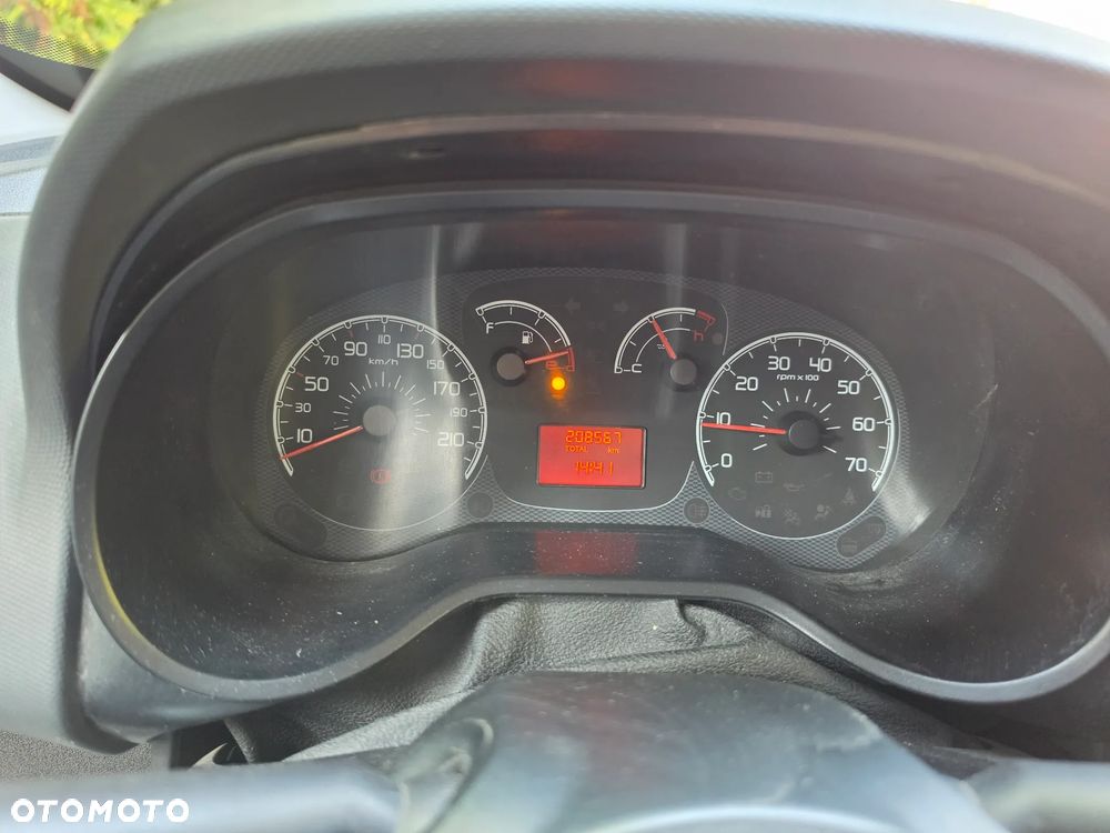Fiat Doblo - 11
