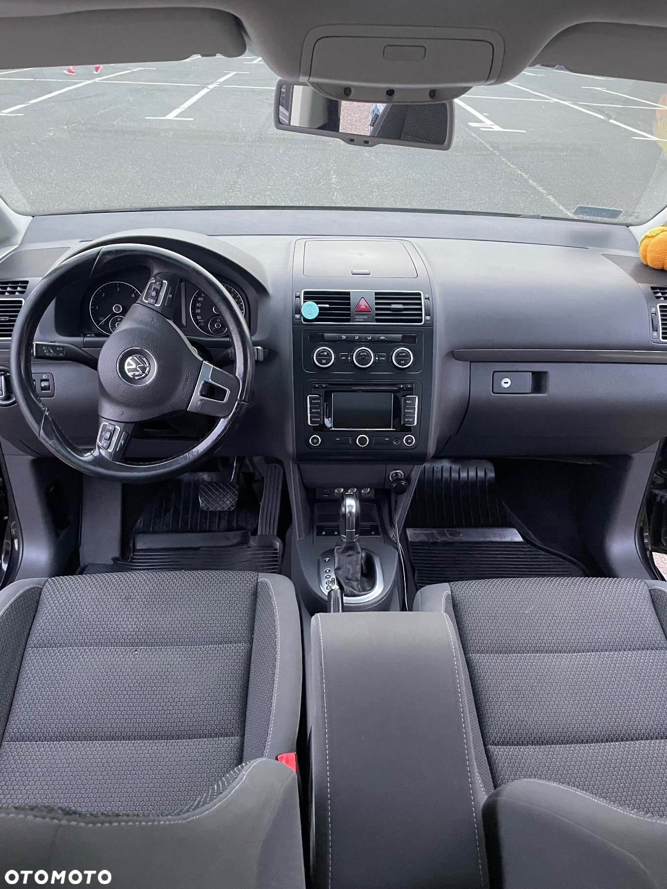 Volkswagen Touran 1.6 TDI DPF Comfortline DSG - 11