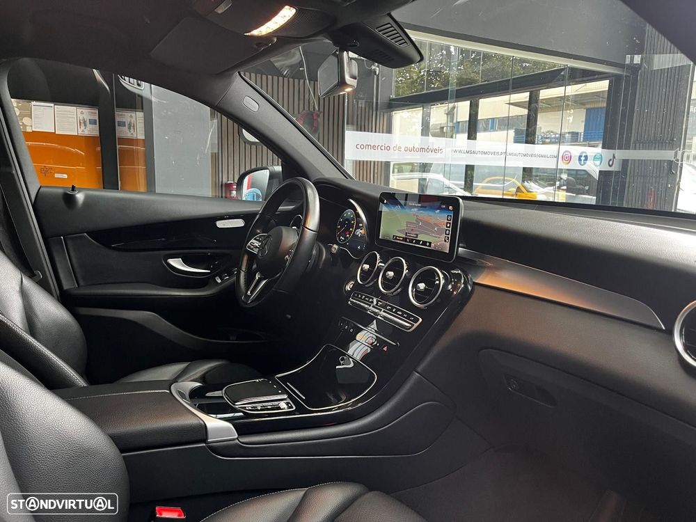 Mercedes-Benz GLC 300 de Coupe 4Matic 9G-TRONIC Exclusive - 25
