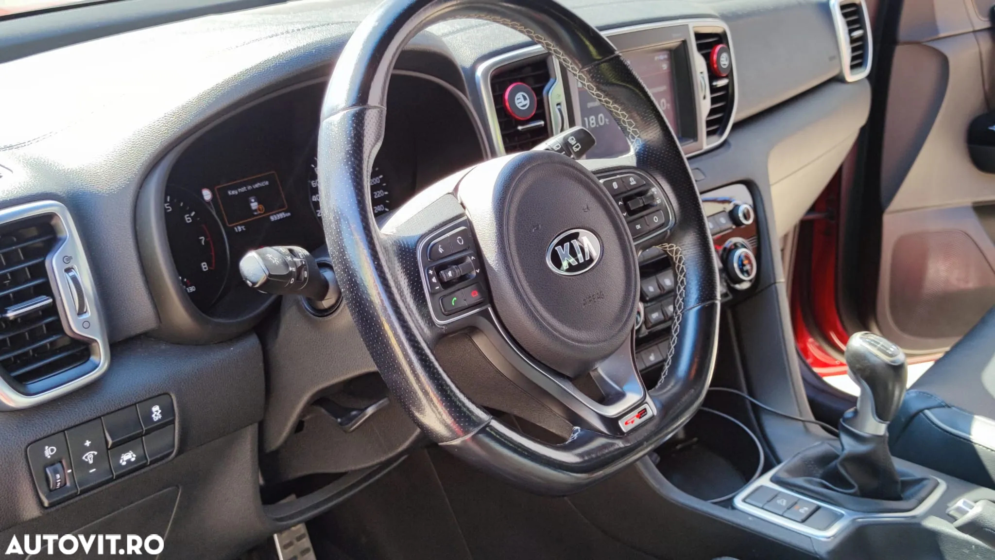 Kia Sportage 1.6 T-GDI 6MT 4x2 GT Line - 2