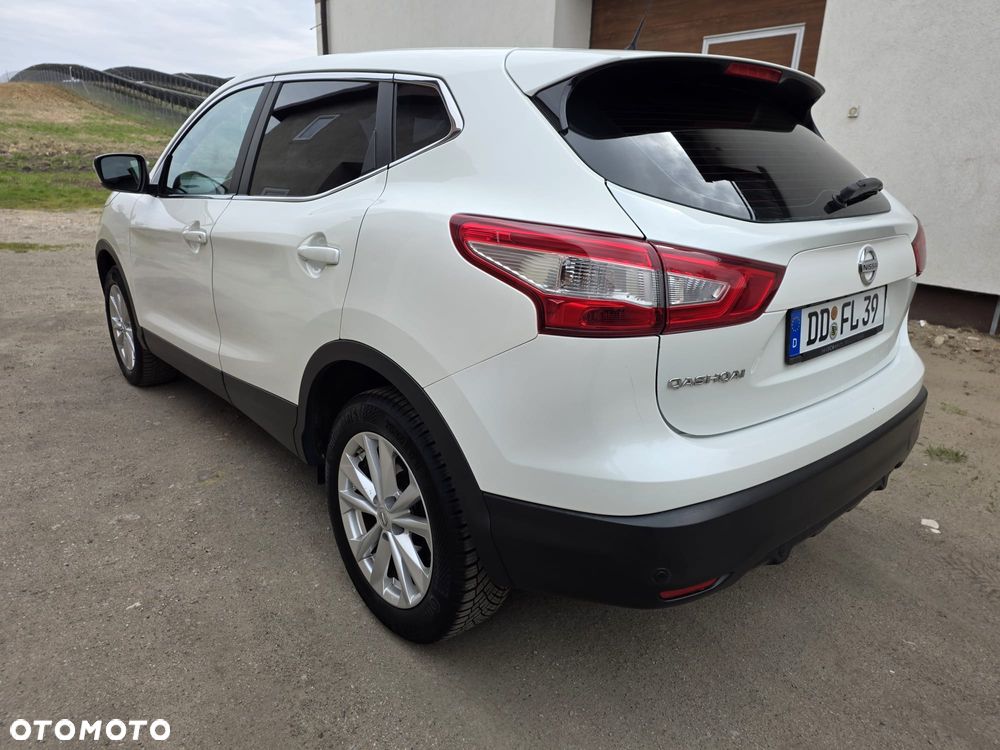 Nissan Qashqai 1.2 DIG-T Acenta EU6 - 38