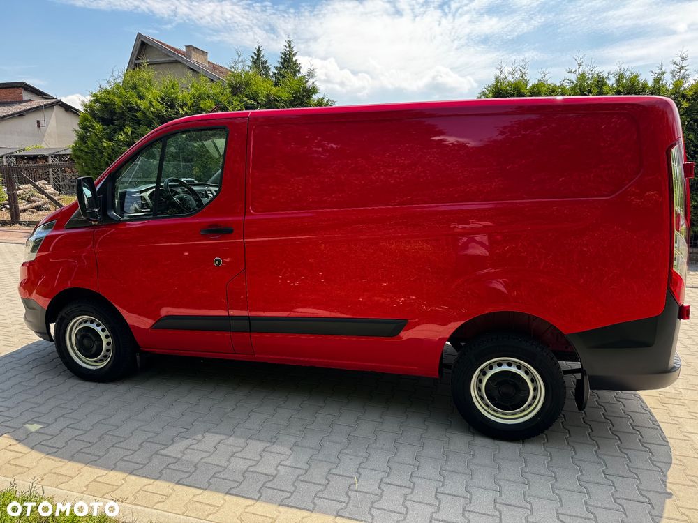 Ford TRANSIT CUSTOM - 11