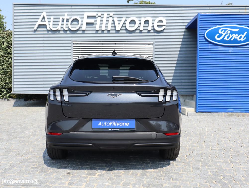 Ford Mustang Mach-E Standard - 15