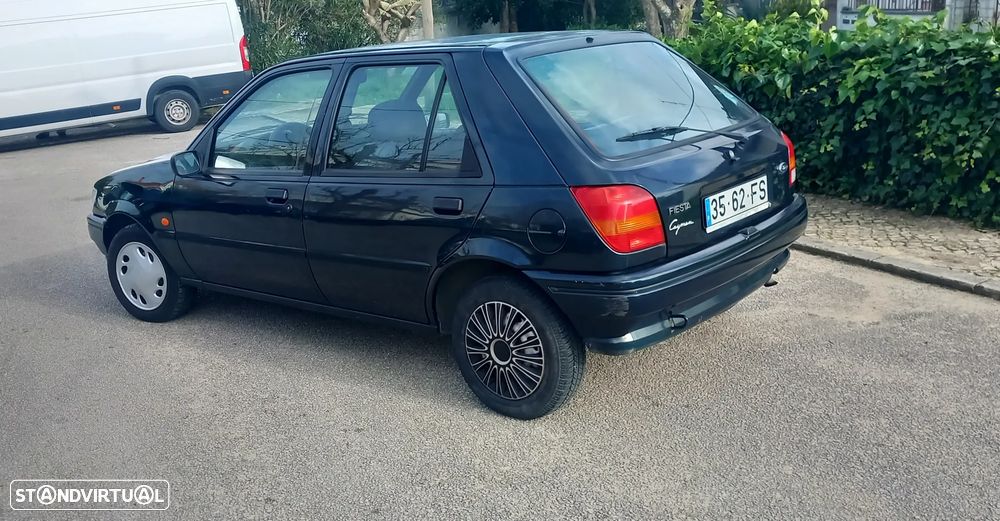 Ford Fiesta 1.1i Classic - 1