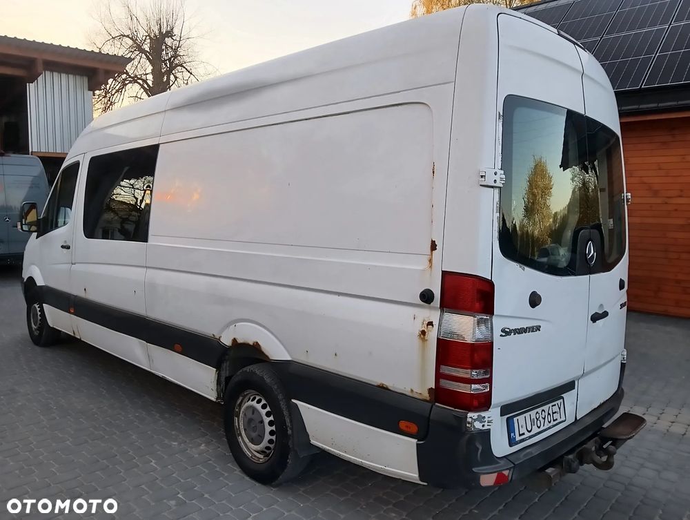 Mercedes-Benz Sprinter - 4