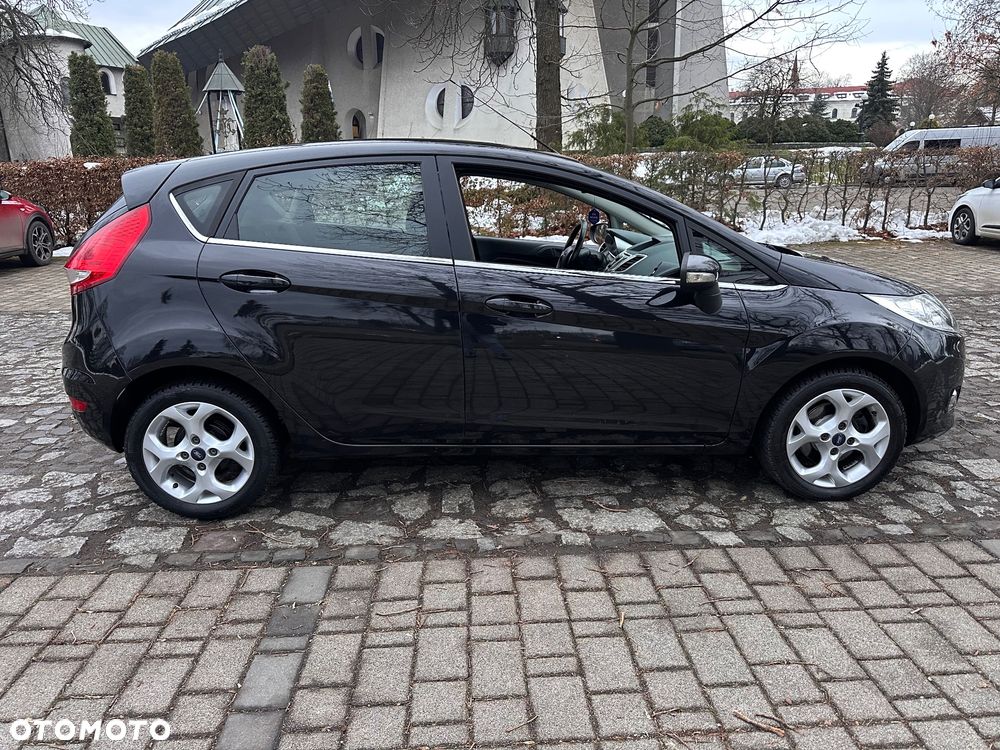 Ford Fiesta 1.25 Titanium - 27