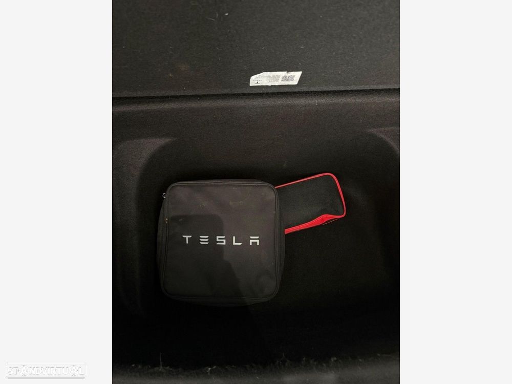 Tesla Model Y Tração Traseira - 18