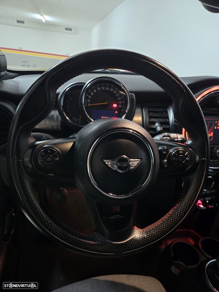 MINI 3 Portas Cooper D - 5