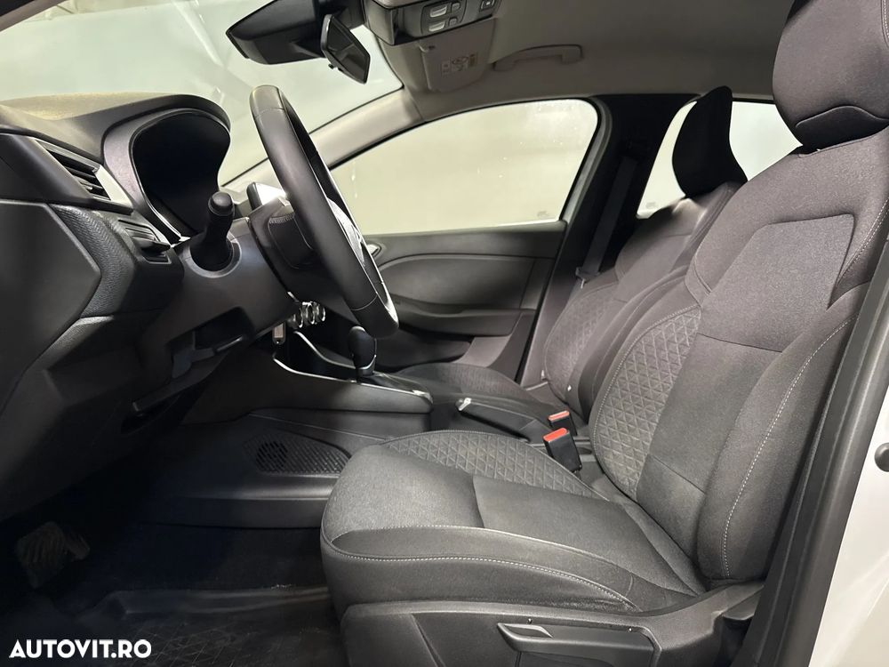 Renault Clio - 21
