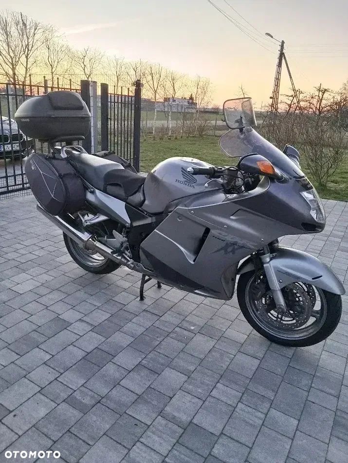 Honda CBR - 11