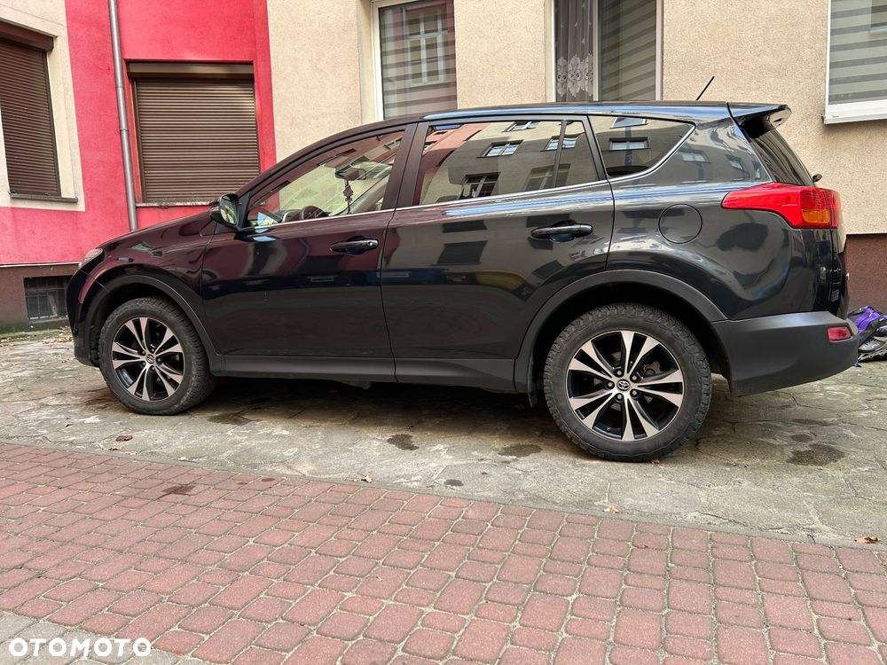 Toyota RAV4 2.0 D-4D Premium - 3