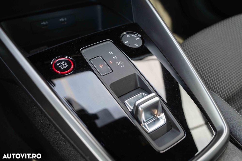 Audi S3 2.0 TFSI quattro S tronic - 23