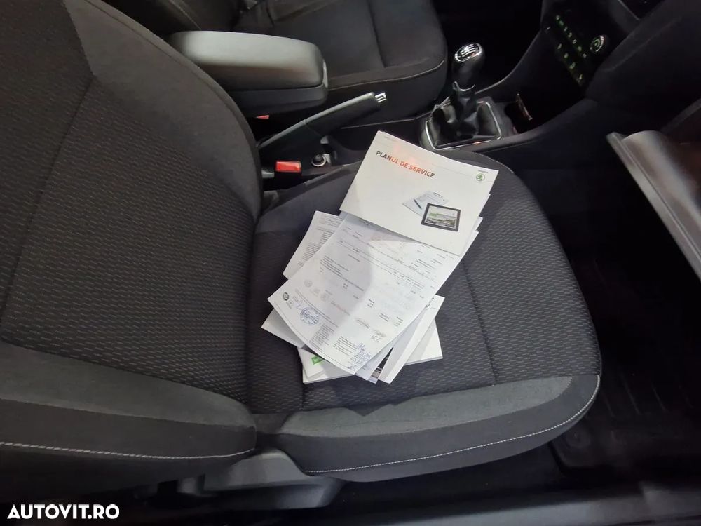 Skoda RAPID 1.2 TSI Ambition - 8