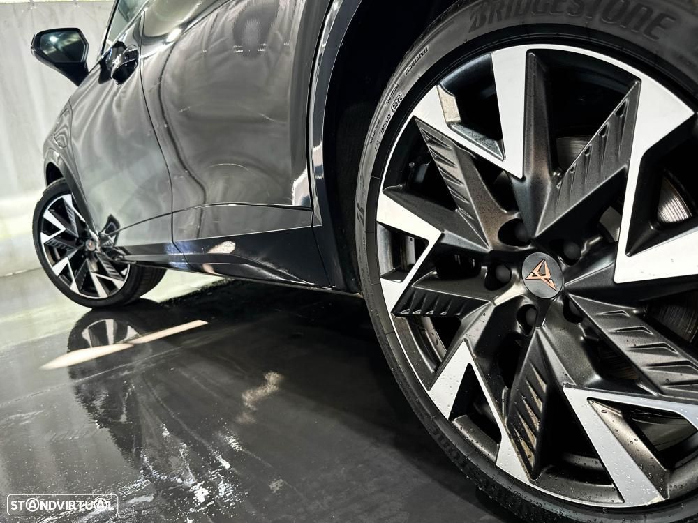 Cupra Formentor 1.5 e-Hybrid DSG VZ Black Edition - 8