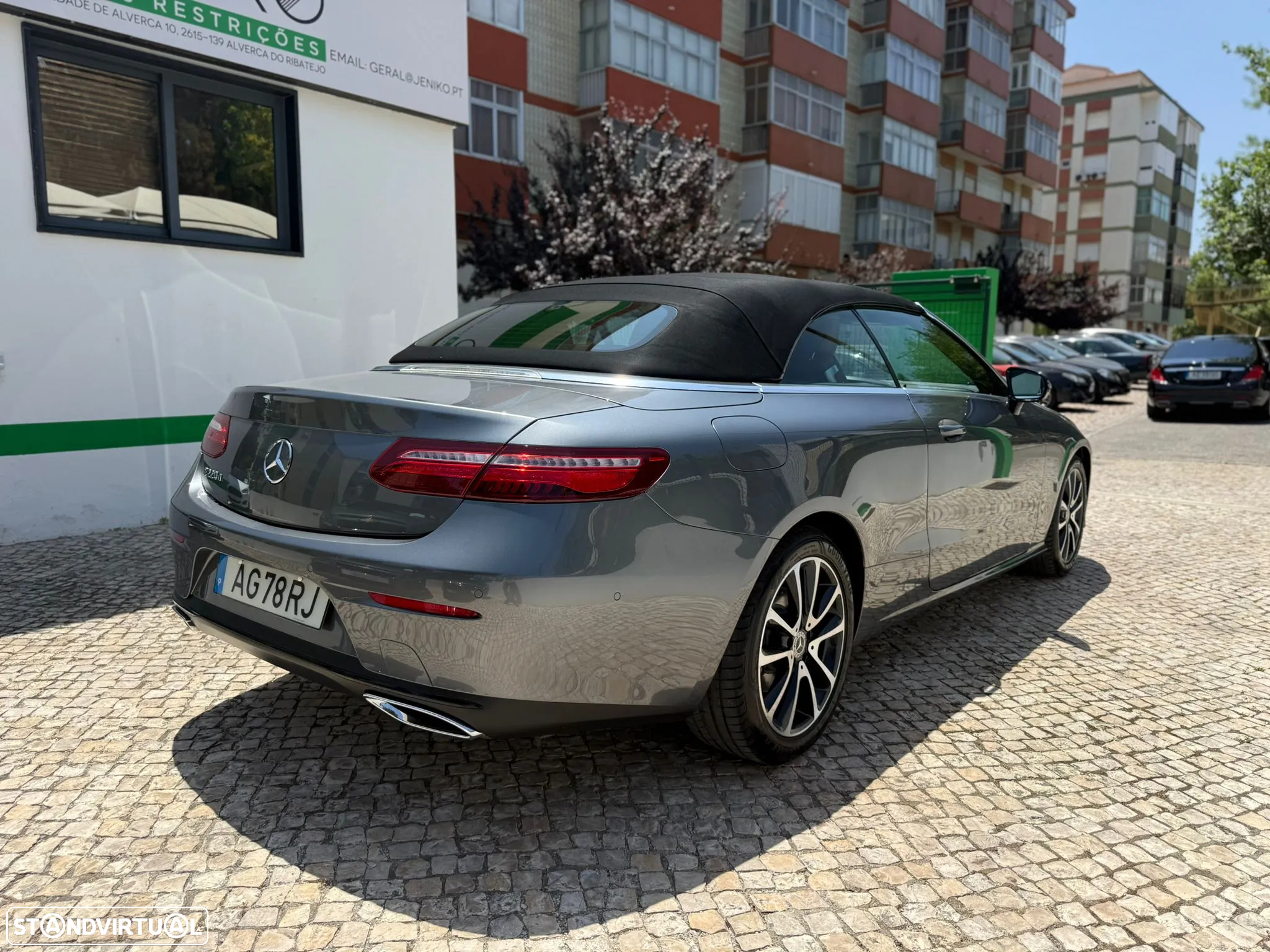 Mercedes-Benz E 220 - 2