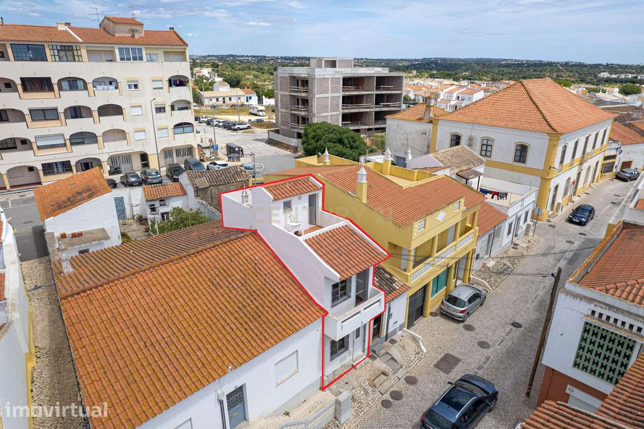 Moradia T2 em Pêra - Grande imagem: 2/28