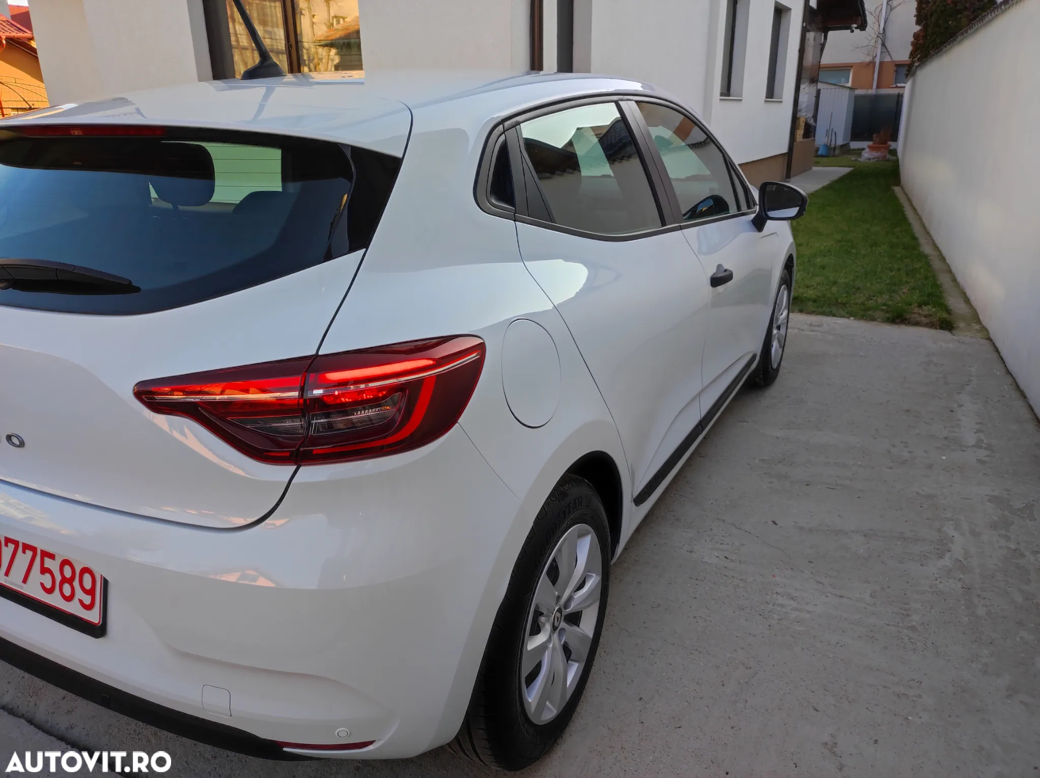 Renault Clio Energy dCi 90 Start & Stop Luxe - 12