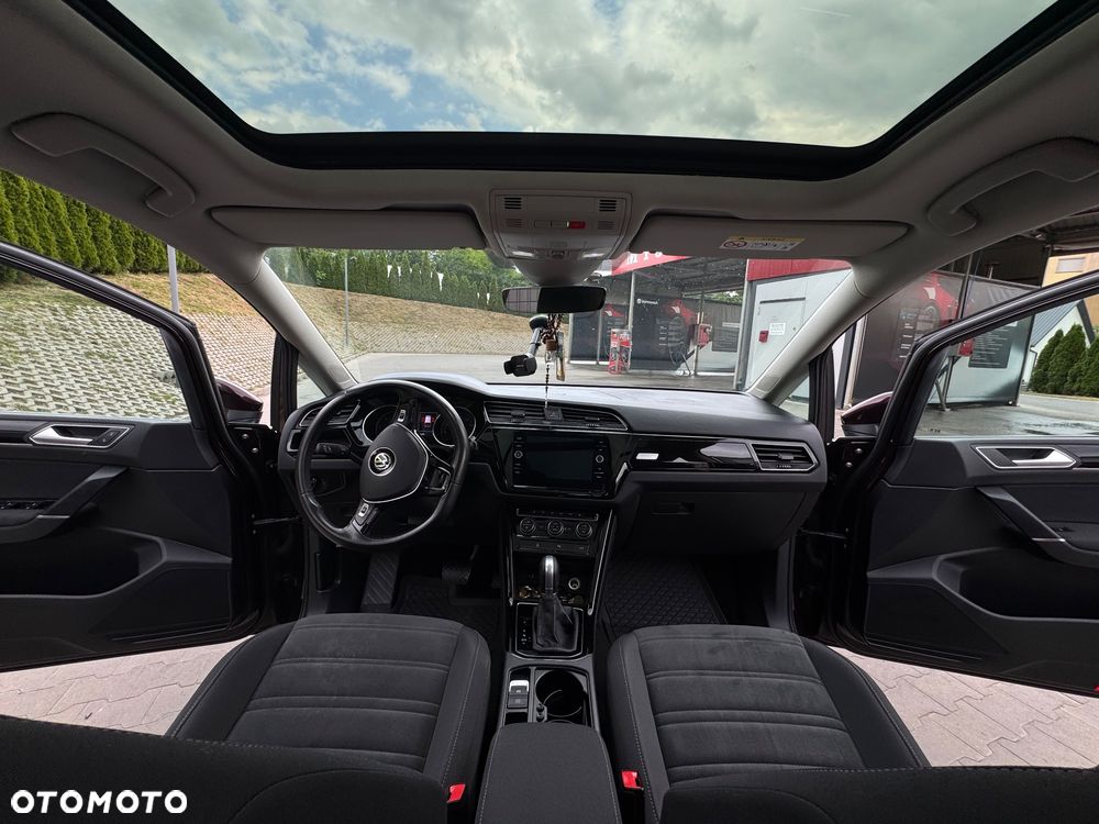 Volkswagen Touran 2.0 TDI BMT Highline DSG - 8