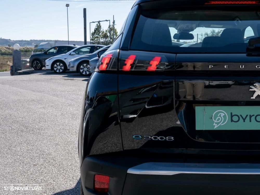 Peugeot e-2008 50 kWh Active - 11