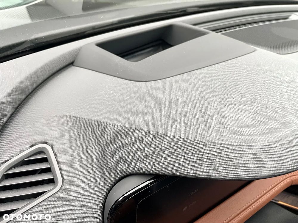 Skoda Superb 2.0 TDI SCR 4x4 L&K DSG - 29