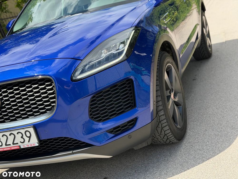 Jaguar E-Pace 2.0 i4P AWD SE - 37