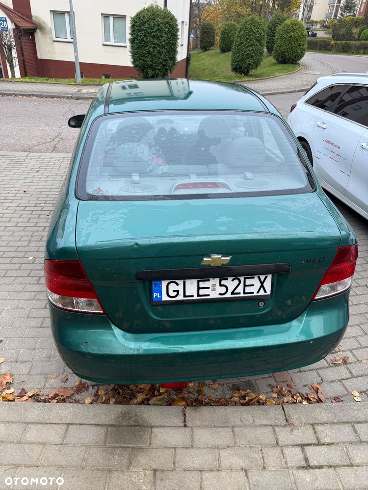 Chevrolet Aveo - 10