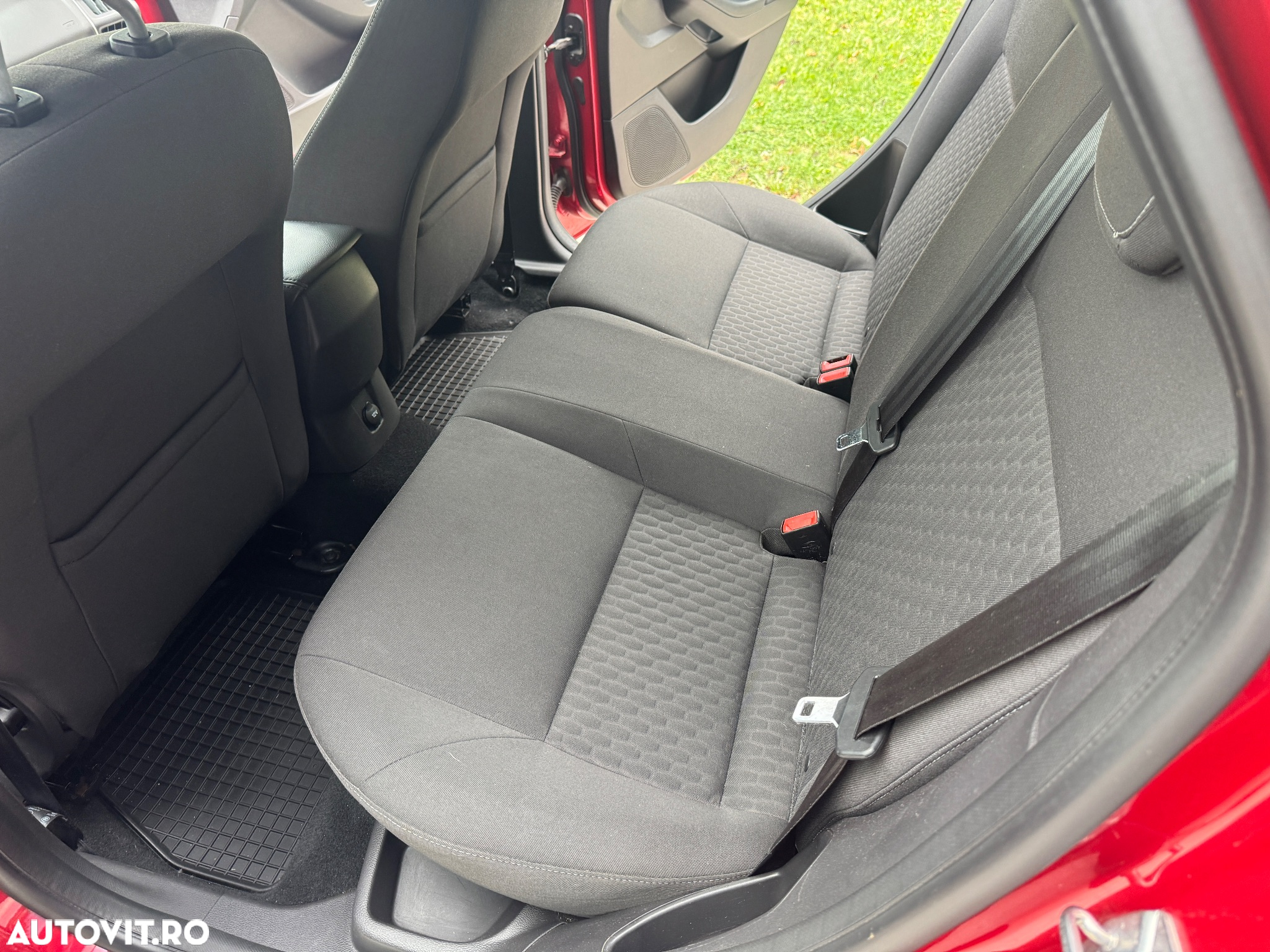 Ford Focus 1.0 EcoBoost Connected - 6