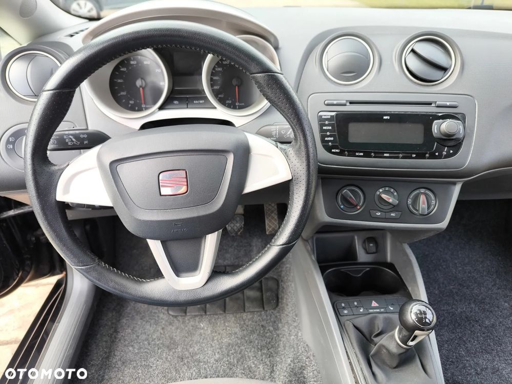 Seat Ibiza 1.4 16V Style - 24