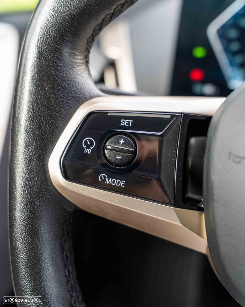 BMW iX xDrive40 - 12