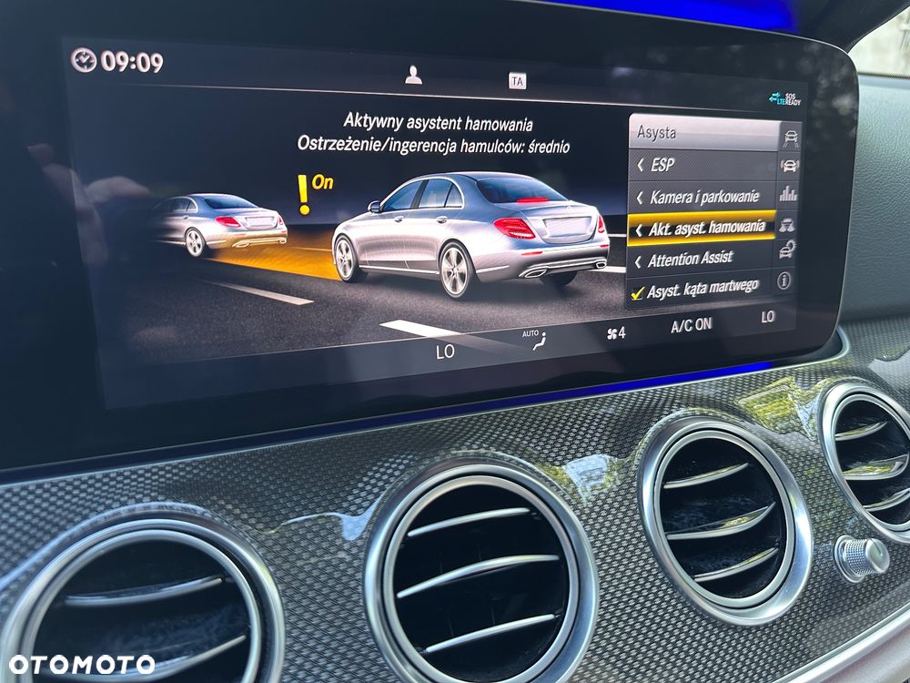 Mercedes-Benz Klasa E 220 d 4-Matic Business Edition 9G-TRONIC - 15