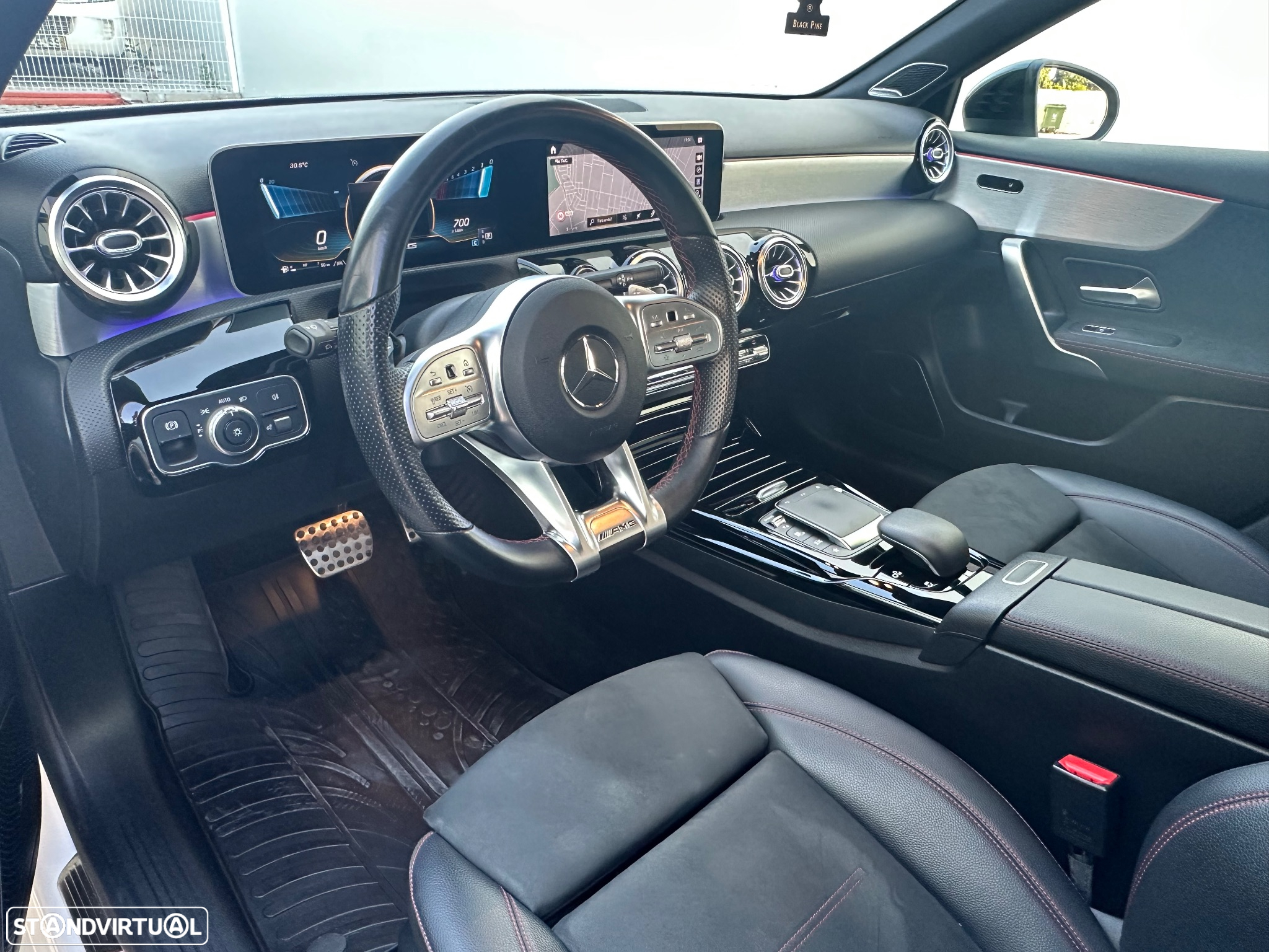 Mercedes-Benz A 35 AMG 4Matic Speedshift DCT 7G - 27