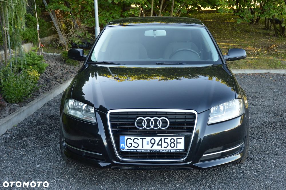 Audi A3 Sportback - 2