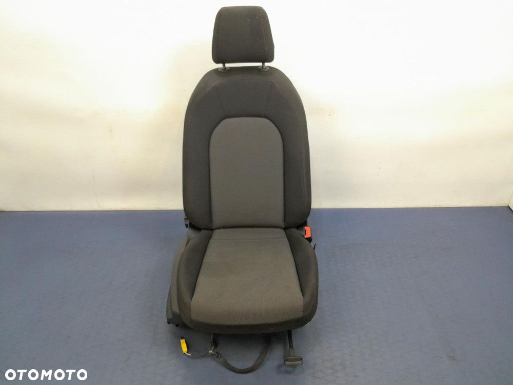 SEAT IBIZA V 5D  FOTEL PASAŻERA WELUR - 1