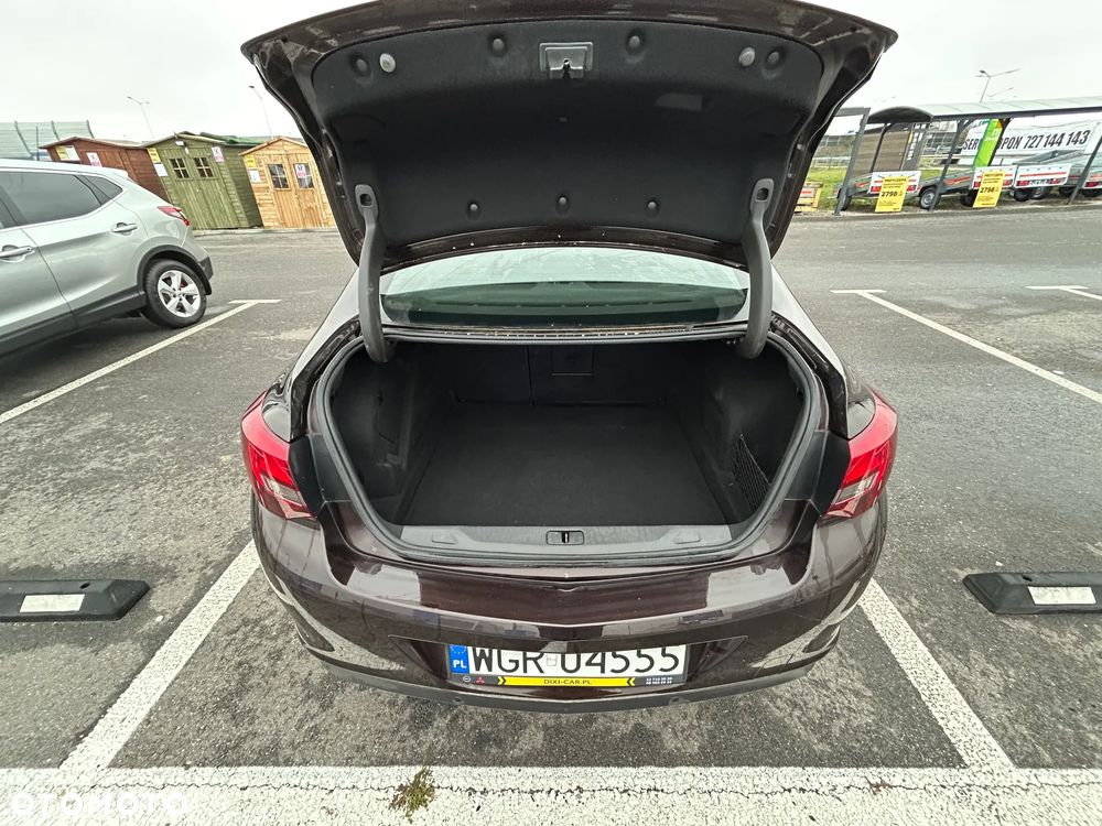 Opel Astra 1.6 Cosmo EU6 - 13