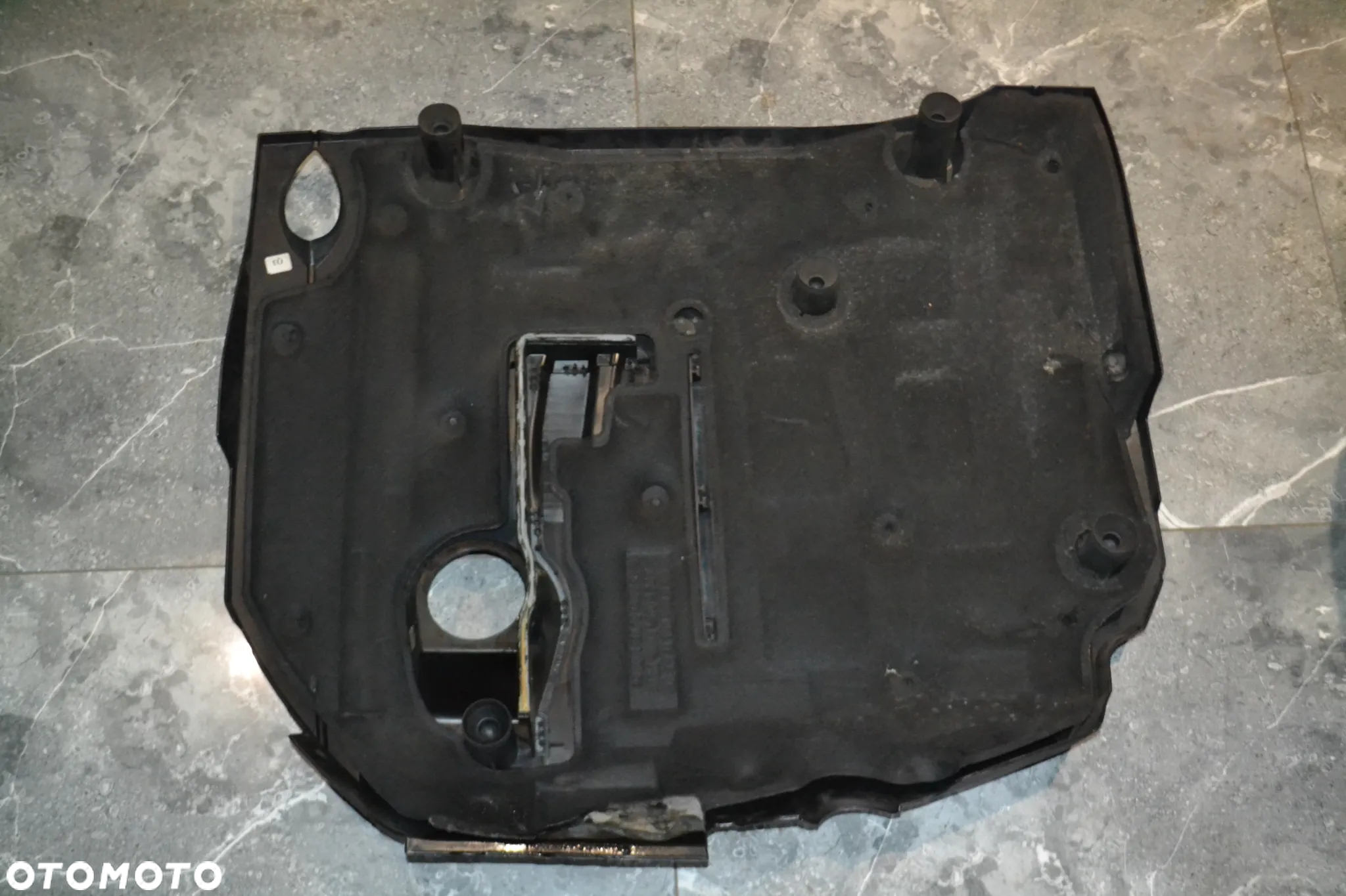 MERCEDES W204 2,2 CDI OSŁONA GÓRNA SILNIKA 6460101167 ORYGINAŁ - 2
