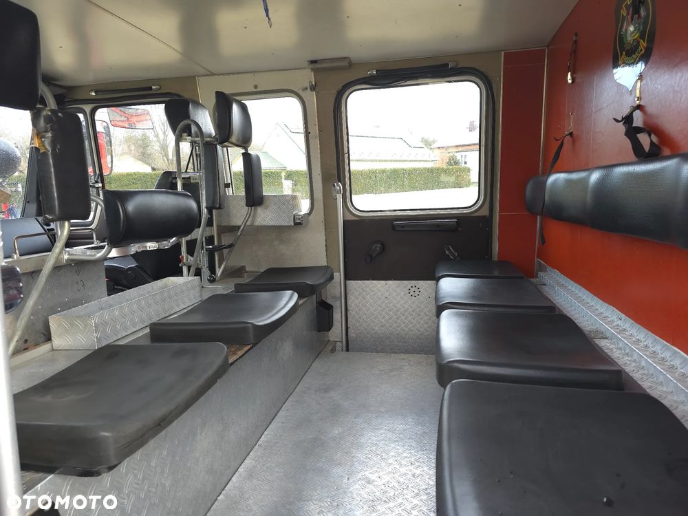Mercedes-Benz 1222AF - 9