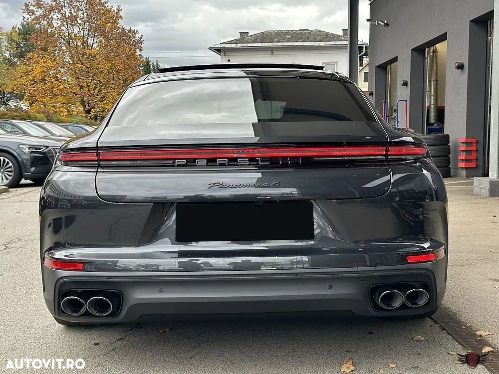 Porsche Panamera 4 E-Hybrid - 6