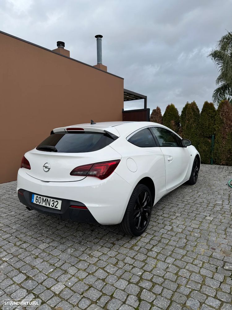 Opel Astra GTC - 6
