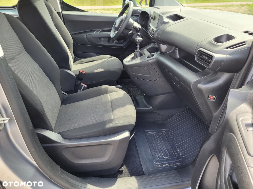 Toyota Proace City Verso 1.2 D-4T Business - 15